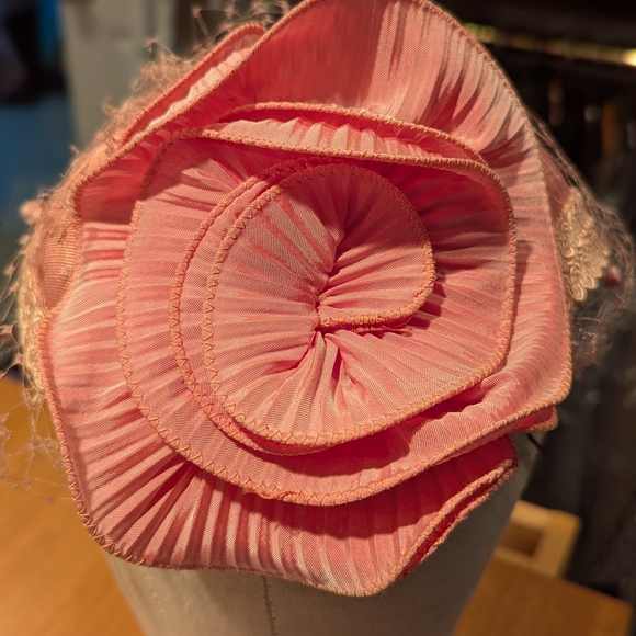Eric Javits Pink Lace Fascinator Hat - Picture 6 of 7